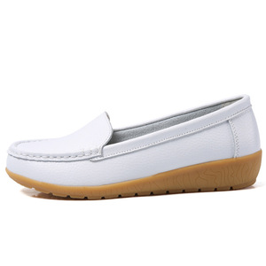 Taglie forti <span class=keywords><strong>scarpe</strong></span> da <span class=keywords><strong>donna</strong></span> da infermiera bianche taglia <span class=keywords><strong>44</strong></span> mocassini singoli piatti da Sole morbidi per l'estate autunnale per mezza età - Product Image 6