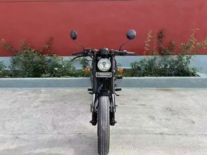 Altamente elogiado por muchas personas. Motocicleta Retro de 250cc, Elegante y Potente con Sistema ABS - Product Image 5