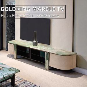 Console TV en marbre veiné de luxe moderne sur mesure GOLDKING, portes matelassées beige, piliers verts, style Art Déco, panneau CNC pour salon - Product Image 2