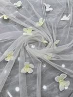 Tissu de mariage pour filles en maille 100 % polyester, léger, brodé de fleurs flottantes, collection Printemps/Été 2026, vente directe usine
