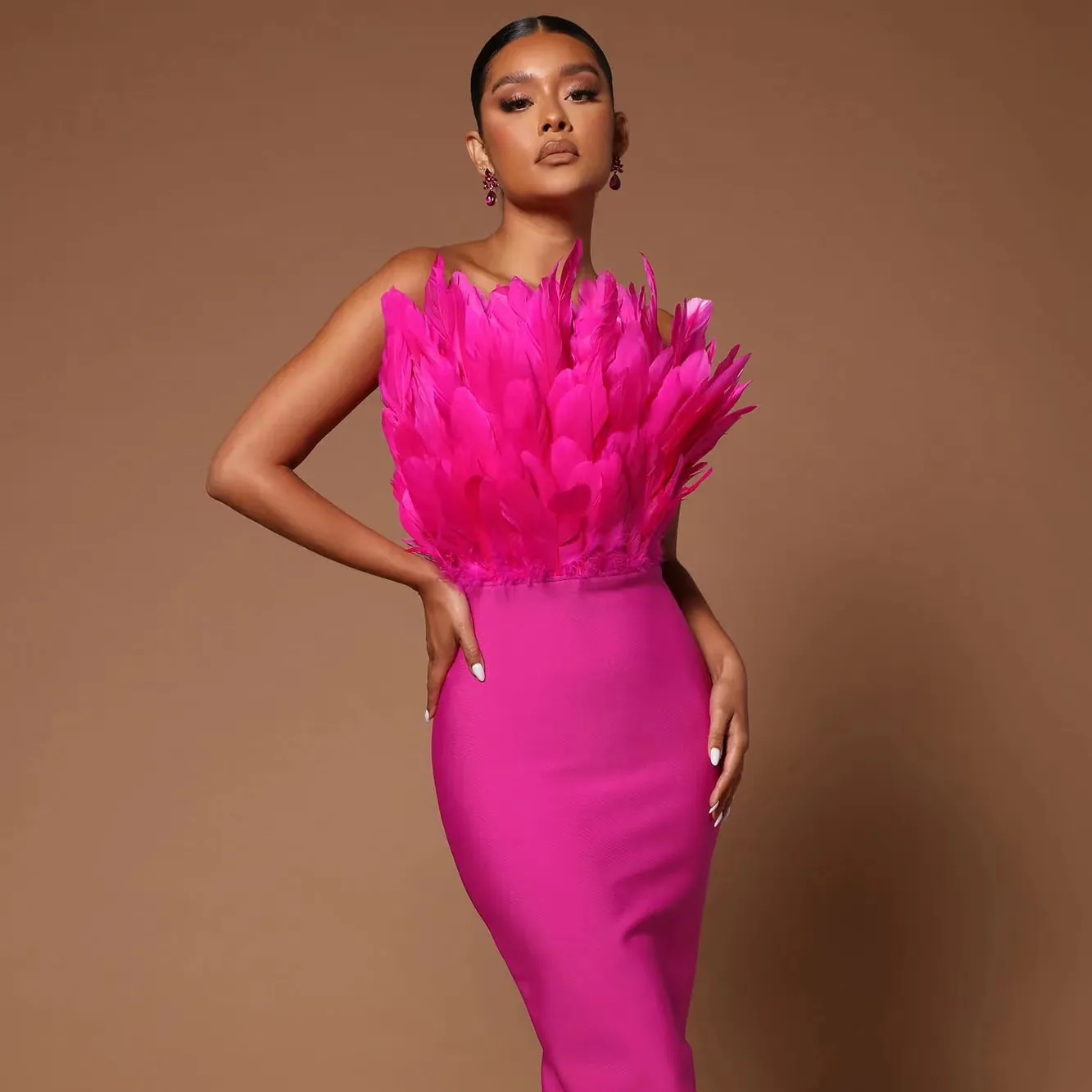 Новое элегантное вечернее бандажное платье BA255 2022, ярко-розовое облегающее платье миди без рукавов с перьями