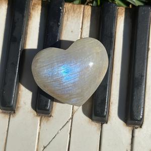 Pierre de lune bleue de qualité supérieure en gros, cristal de guérison, pierre naturelle polie pour décorations d'intérieur uniques et cadeaux de vacances - Product Image 6