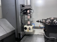 Nouvelle machine composite Xinmei à tourelle horizontale, monobroche, pour perçage, taraudage, usinage, fraisage de moteurs et rainurage 1-6000