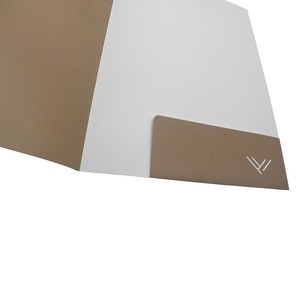 Carpeta de Papel Ecológica, Elegante, Reciclada, Blanca y Minimalista con Ranura para Tarjetas para Reuniones de Oficina Sostenibles - Product Image 3
