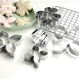 Juego de Cortadores de Galletas de Acero Inoxidable con Formas de Trébol y Sakura para Cortar Galletas, Fondant, Pan y Frutas, Herramientas para Hornear - Product Image 2