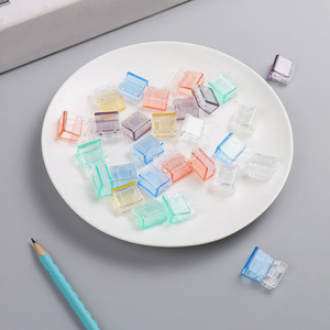 Mini clips <span class=keywords><strong>de</strong></span> papel <span class=keywords><strong>de</strong></span> plástico, abrazadera <span class=keywords><strong>de</strong></span> soporte <span class=keywords><strong>de</strong></span> página <span class=keywords><strong>de</strong></span> moda, carpeta <span class=keywords><strong>de</strong></span> marcapáginas decorativa <span class=keywords><strong>para</strong></span> escuela, <span class=keywords><strong>oficina</strong></span>, <span class=keywords><strong>accesorios</strong></span> <span class=keywords><strong>de</strong></span> papelería - Product Image 3