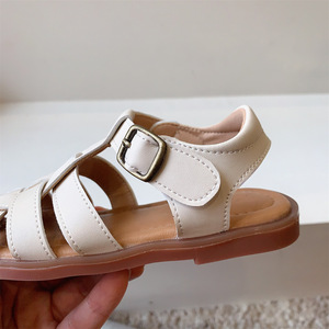 Sandales d'été coréennes colorées pour enfants, sandales de plage ajourées, sandales à semelles souples pour enfants - Product Image 3