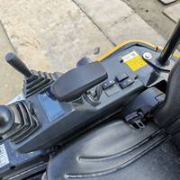 Miniexcavadora Sany SY16C de 1.6 toneladas en excelentes condiciones, con alta eficiencia, en oferta para la construcción.