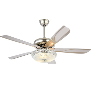 Luz de techo Breezelux con ventilador y mando a distancia Ventilador de techo tradicional de 52" - Product Image 1