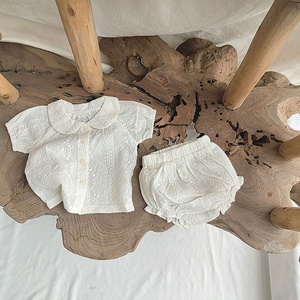 Conjunto de <span class=keywords><strong>Ropa</strong></span> de Verano para Niñas, Blusa de Manga Corta con Bordado Calado y Pantalones Cortos con Volantes - Product Image 2