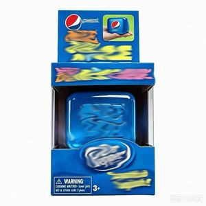 Jouet sensoriel super populaire en forme de cube à presser, jouet anti-stress à pincer pour enfants et adultes, cadeaux de fête - Product Image 3