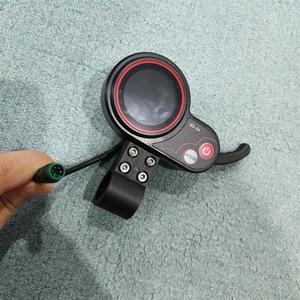 Accélérateur à doigt 2-en-1 et compteur de vitesse de bonne qualité LH-100 TF-100 QS-S4 pour trottinette électrique 60V 72V, pour réparation - Product Image 2