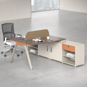 Nội thất văn phòng hiện đại mô-đun 4-6 chỗ ngồi mở bàn làm việc văn phòng cho không gian làm việc chung - Product Image 2