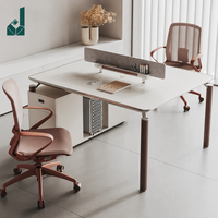 Poste de travail de bureau haut de gamme au design italien avec poutre fonctionnelle et armoire mobile, bureau blanc moderne pour centre d'appels