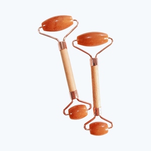 Ensemble de rouleaux de massage et Gua Sha en pierre d'aventurine rouge, thème ange, tendance mode, outils de soin de la peau, vente en gros - Product Image 1