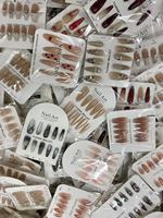 Ongles à presser de haute qualité en gros, acryliques, styles aléatoires, motifs mixtes pour fête, faits à la main, 10 pièces