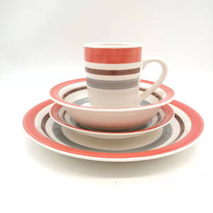 Service de table en porcelaine 18 pièces, vente chaude, vaisselle italienne en céramique, assiette à dîner <span class=keywords><strong>Flora</strong></span>, service de table en gros - Product Image 5