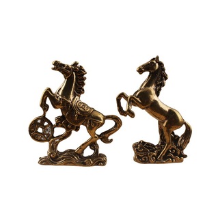 Adorno de caballo de latón, 4,7 cm de alto, 4,2 cm de ancho, decoración de escritorio con simbolismo Feng Shui - Product Image 5