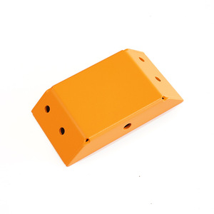 Conector de Esquina Esle de Aleación de Zinc con Pintura en Aerosol, Duradero para Muebles - Product Image 1