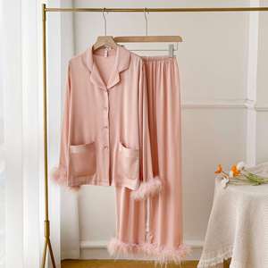 Conjunto de Pijama de Lujo de Seda Helada con Plumas Desmontables, Manga Larga, Ropa de Estar por Casa y Traje para Mujer, Ideal para Exteriores - Product Image 3