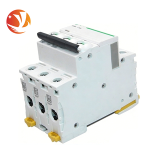 Neuf d'origine -Schneider- A9F18350 Contrôleur programmable PLC avec 16 E/S 110V Liaison E/S Communication - Product Image 3