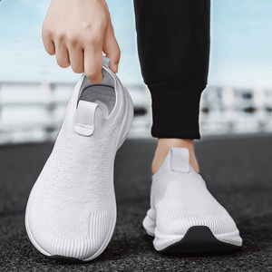 Pieds larges à bout rond personnalisés blanc noir style de marche Snicker Kint respirant sans lacet chaussures de sport de course pour hommes décontracté - Product Image 4