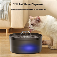 Distributeur automatique d'eau et de nourriture pour animaux de compagnie, fontaine à eau intelligente avec écran LCD, rechargeable, design moderne et solide, 2L, plastique, étanche, utilisation en extérieur, chiens/chats