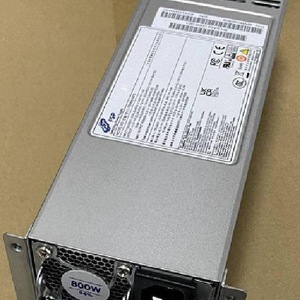 Module d'alimentation redondant pour serveur FSP 800W 80 Plus Standard pour utilisation en centre de données - Product Image 1