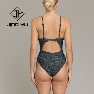 Traje de Baño Personalizado de una Pieza con Logotipo, Traje de Baño de una Pieza con Recorte Floral, Traje de Baño de una Pieza de Nailon Sostenible - Product Image 3