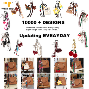 Porte-clés en cuir de dessin animé du Nouvel An avec nœud, cœur, boule, ornements décoratifs personnalisés pour sac - Product Image 6