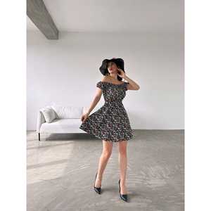 Vestido de fiesta casual con estampado floral y hombros descubiertos de Madonna, corte acampanado, cintura natural, tejido transpirable - Product Image 1