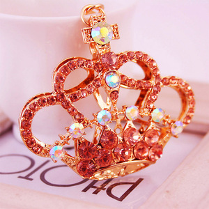 سعر المصنع الفاخرة الاكسسوارات المعدنية الكرتون لطيف كريستال مخرمة تاج من حجر الراي المفاتيح - Product Image 3