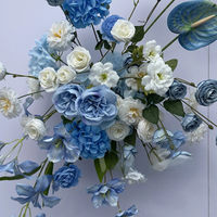 Arrangement floral artificiel de l'usine de fleurs de mariage décoratives bleu clair faites à la main Guide routier couleur Premium pour la décoration de mariage