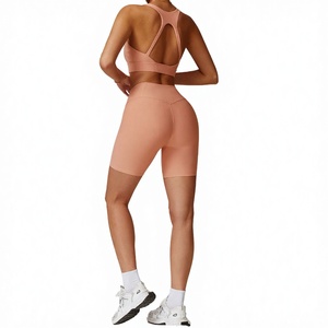 Veste de sport respirante pour femme, vêtement de fitness antichoc, sous-vêtement intégré avec coussinet de poitrine fixe, ensemble de yoga avec short 2 - Product Image 3