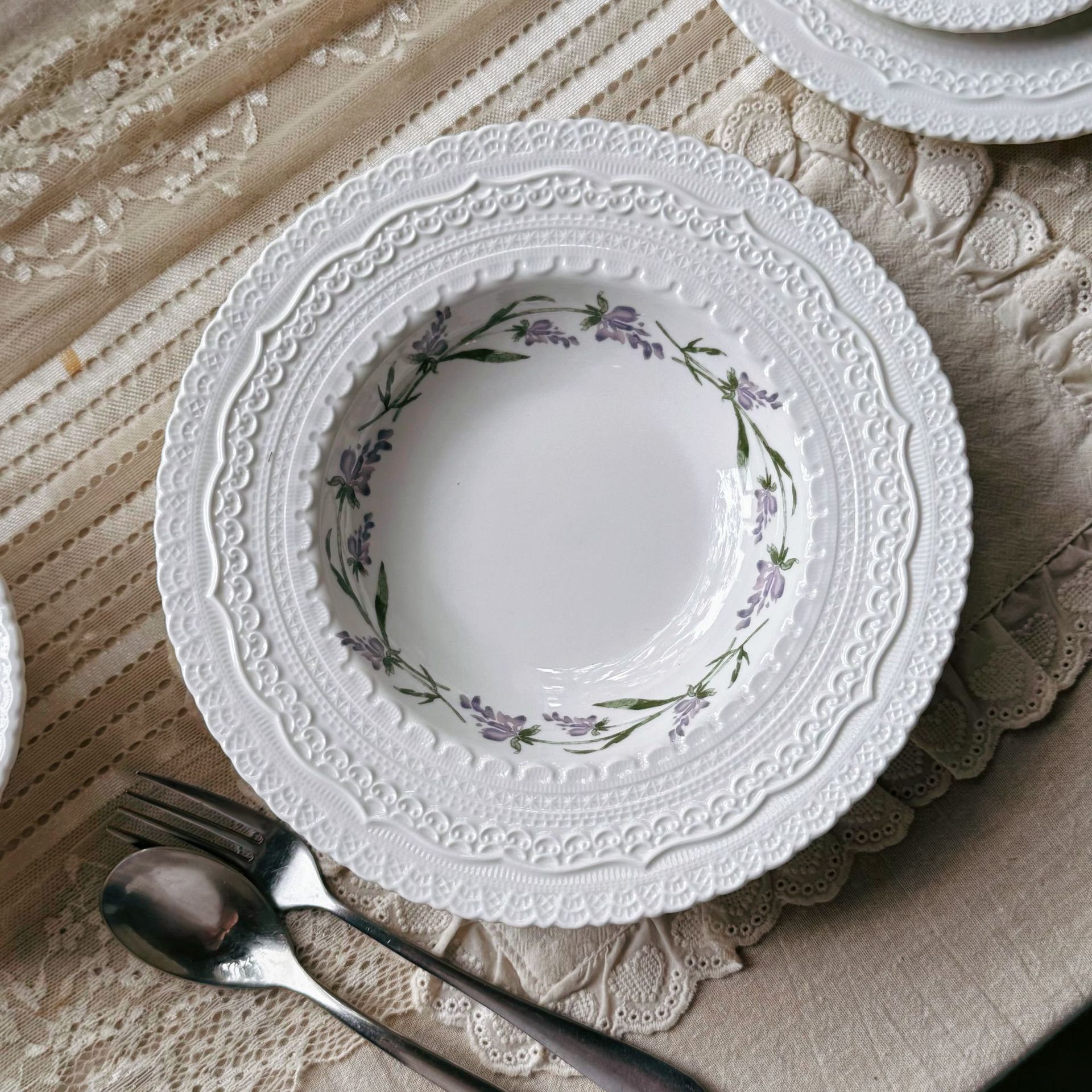 Assiette à pâtes Lavande Blanche 234cm