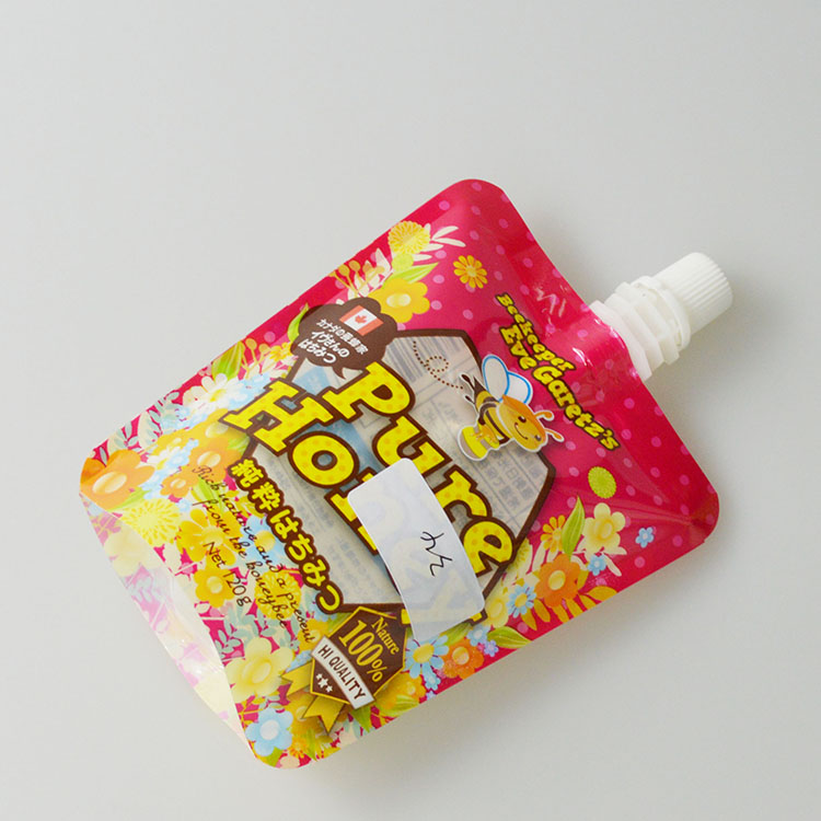 Window spout pouch