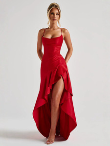 Robe de soirée rouge en satin, bretelles spaghetti, robe longue asymétrique avec fente haute, dos nu, pour soirée ou mariage - Product Image 1