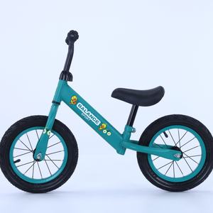 Vélo d'équilibre pour enfants en promotion avec fourche en acier – Populaire, OEM, pour l'apprentissage de la marche et de la conduite, pour les plus jeunes cyclistes, cadre en acier - Product Image 6