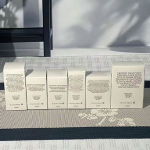 Empaque Rígido para Cosméticos, Personalización en Pequeños Lotes, Impresión Personalizada, Lámina Plateada UV, Muestra Incluida, Ventas de Prueba - Product Image 4