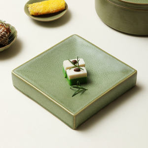 Bandeja Cuadrada de Cerámica Estilo Japonés, Color Verde Sólido, Elegante, para Restaurante, Apta para Lavavajillas, Acabado Pulido - Product Image 2