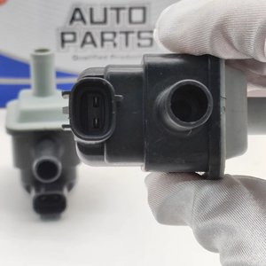 วาล์วขดลวดแม่เหล็กไฟฟ้า EGR สวิตช์สูญญากาศ136200-7230/PE01-18-<span class=keywords><strong>751</strong></span>เหมาะสำหรับ Mazda3 MAZDA <span class=keywords><strong>CX</strong></span>-5 L4 2.0 2.5 - Product Image 3