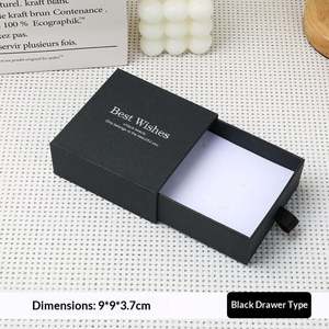 Caja de Joyería Cuadrada de Alta Calidad con Forro de Película de PE e Impresión de Lámina Dorada para Anillos, Aretes, Collares y Pulseras - Product Image 5