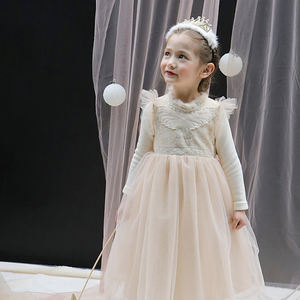 Nouveaux produits : Robes de Noël féeriques pour filles avec ailes – Recherche de distributeurs – Achat direct Chine - Product Image 3