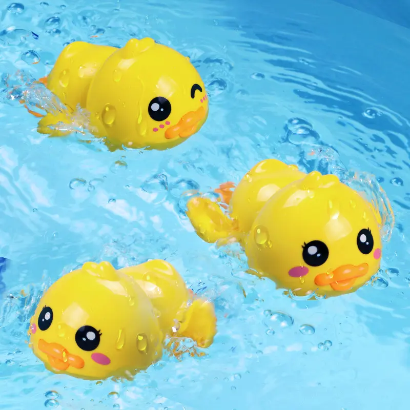 Bathroom clockwork Swimming yellow duck toys baby bathtub wind up swimming lovely duck floating bath toys for toddlers baby