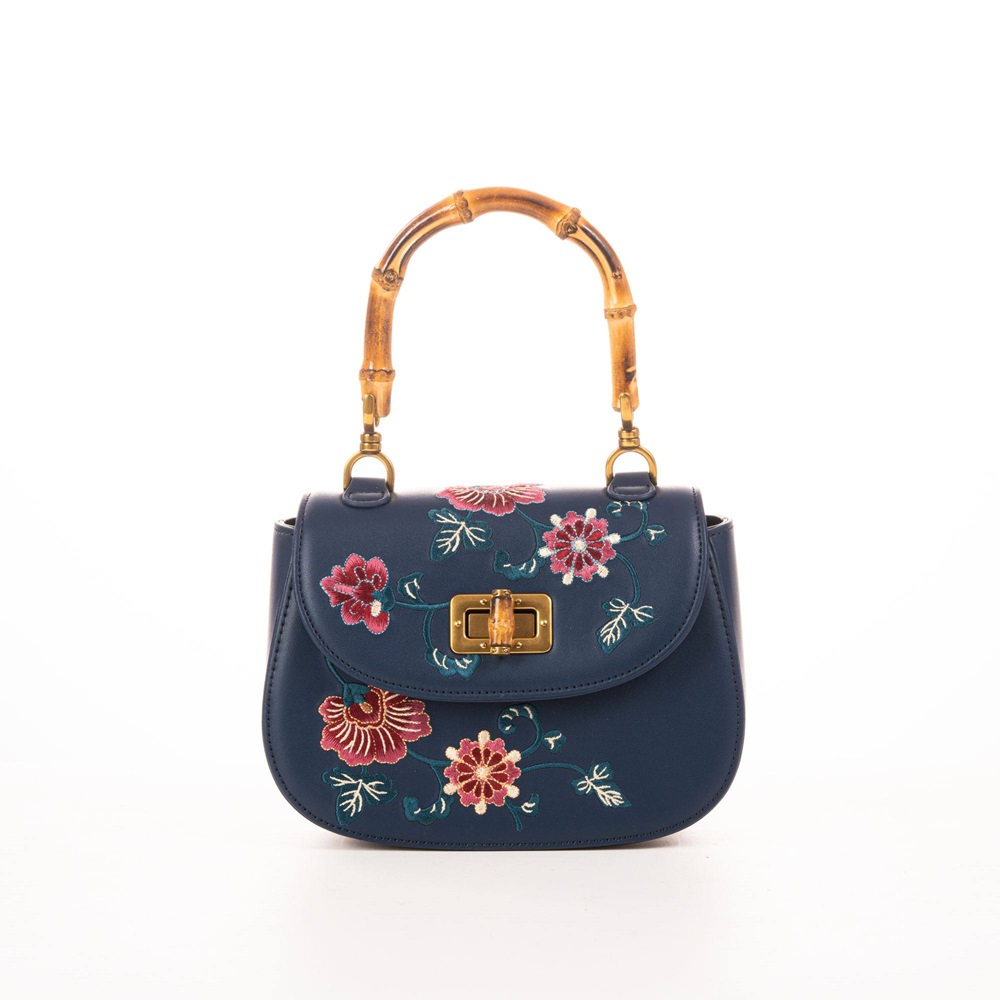 Azzurro di blu marino