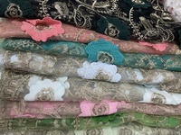 Tissu en dentelle brodée de fleurs 3D pour mariage, tissu en tulle de luxe avec paillettes, tissu en dentelle perlée blanche avec paillettes