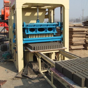 Machine de fabrication de blocs de béton entièrement automatique de conception allemande CE pour la production de pavés et de briques en Afrique - Product Image 5