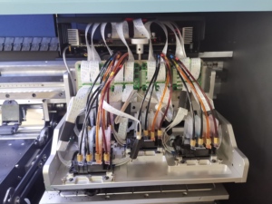 Impresora de Formato Grande Tucan de 1.9m/3.2m de Alta Velocidad con 4 Cabezales de Impresión DX5 DX7 XP600, Impresora de Vinilo, Impresora Eco Solvente - Product Image 6