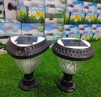 Nouveaux phares de pilier solaire circulaire carré en forme de coeur hexagonal solaire monté au sol lampe