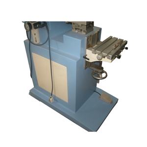 Nouvelle machine d'impression à tampon pneumatique semi-automatique monocouleur pour balles de golf avec moteur et gomme intégrés - Product Image 2